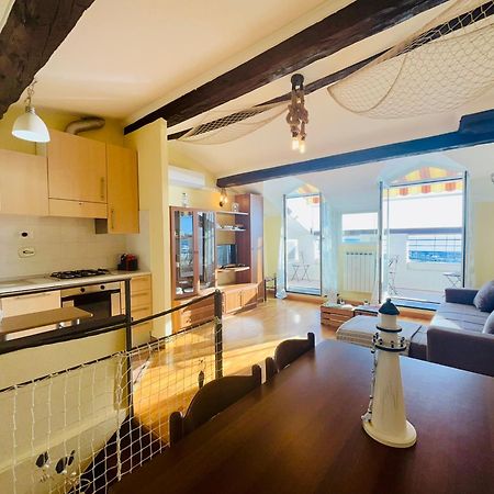 Maison Du Port Vieux Lägenhet Sanremo Exteriör bild