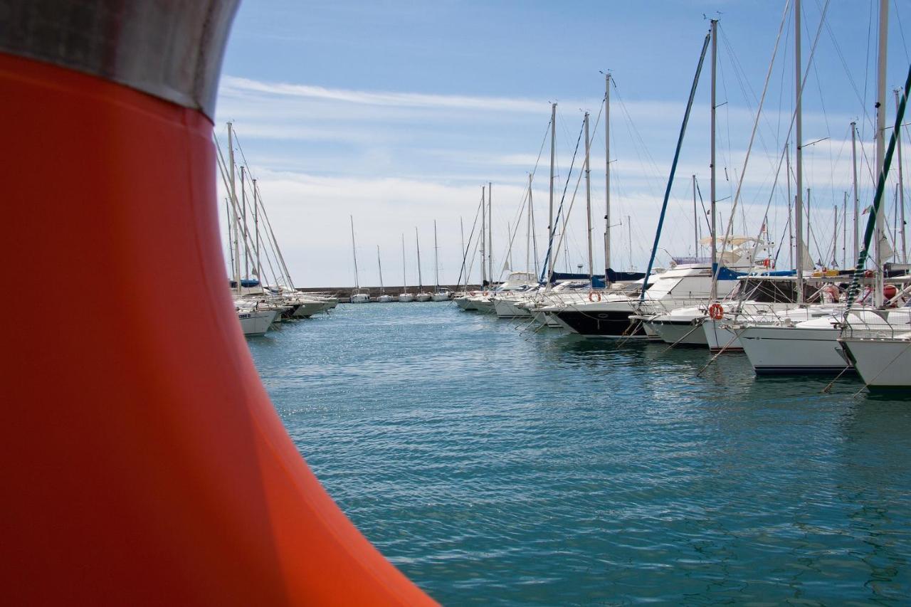 Maison Du Port Vieux Lägenhet Sanremo Exteriör bild