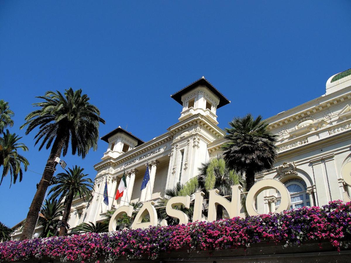 Maison Du Port Vieux Lägenhet Sanremo Exteriör bild